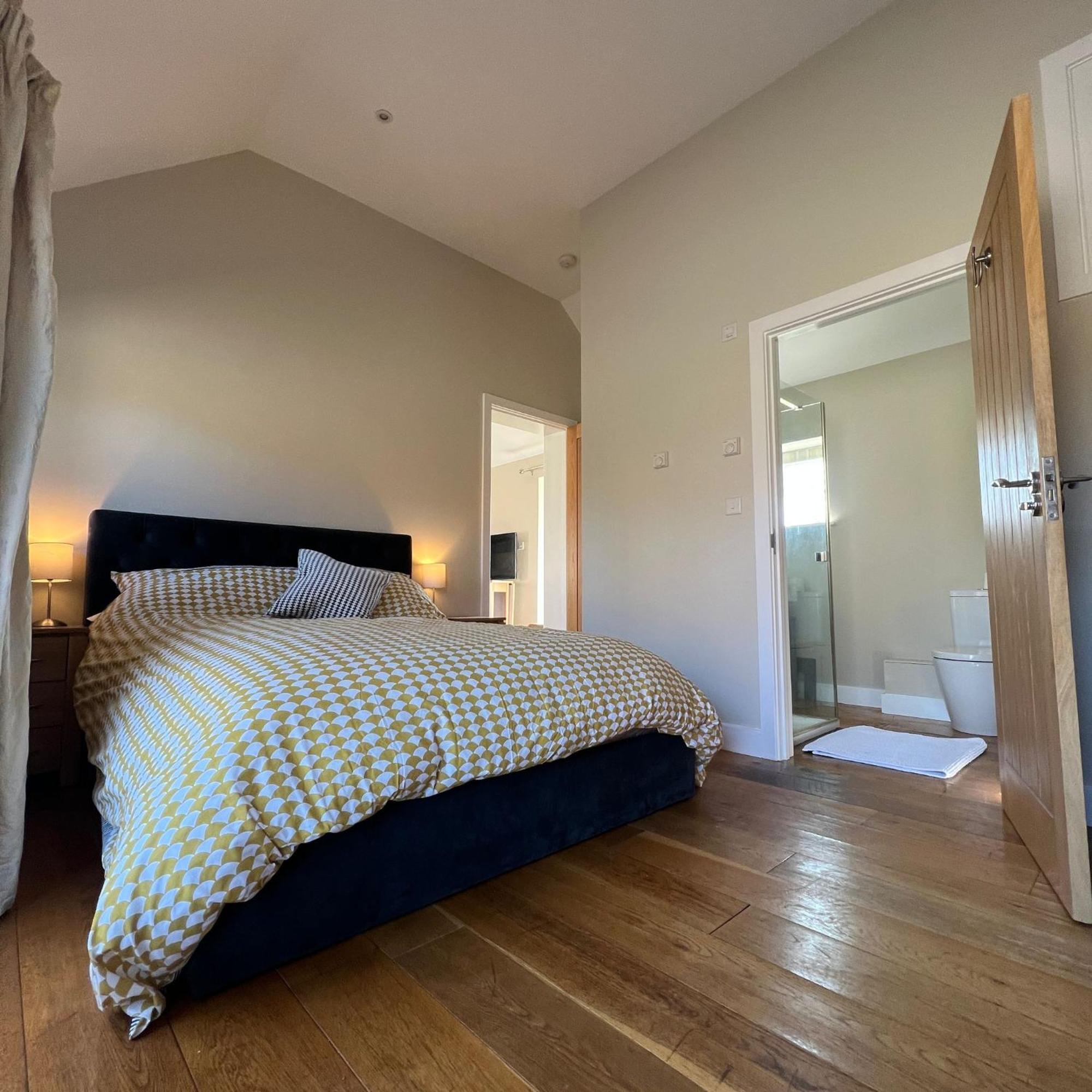 Little Park Farm Queen Anne Farmhouse & Apartments Stratfield Mortimer Екстер'єр фото